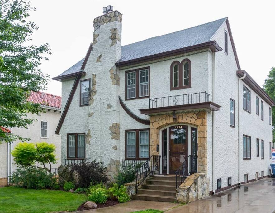 "Lyndale By The Lakes" - A Stunning Southwest Minneapolis Tudor in the Lynnhurst Neighborhood!