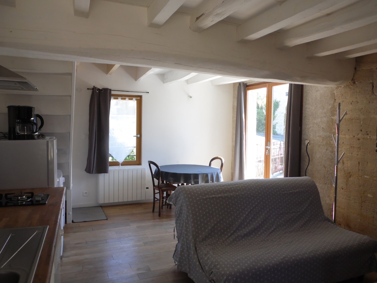Airbnb performant: Air-conditioned house with private parking à Doué En Anjou