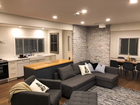 Successful Airbnb property: Lakehouse on Simcoe in Oro Medonte