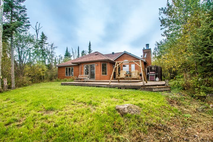 Airbnb Thunder Bay Vacation Rentals Places To Stay