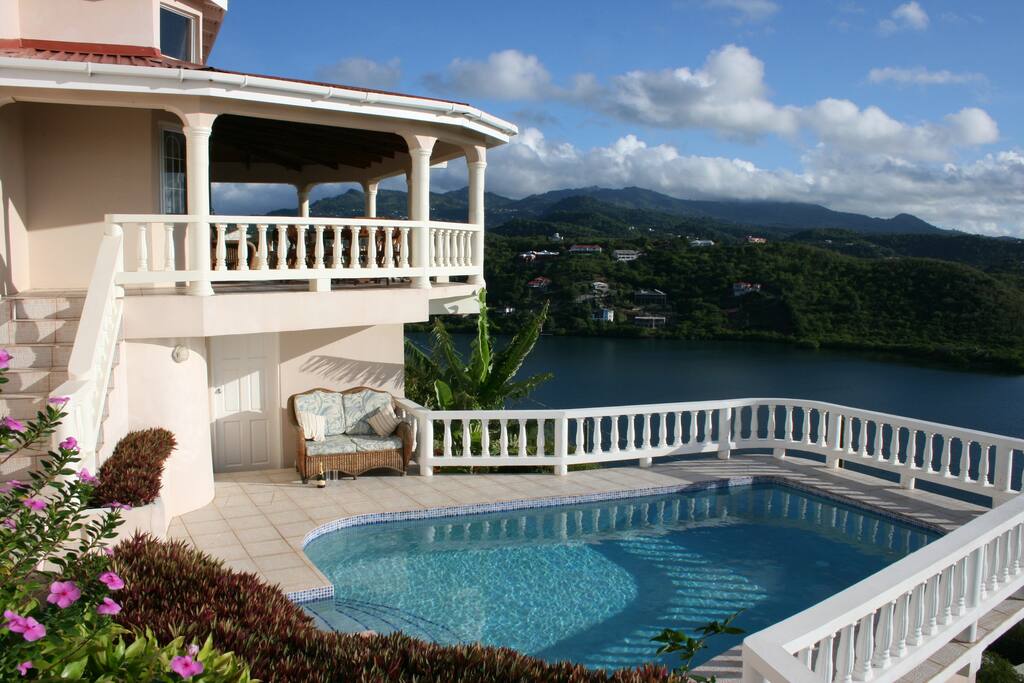 Pool and ocean view