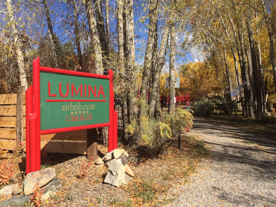 Front entrance to Lumina Gardens