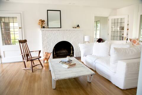 Your Home Away from Home in Pittsburgh's East End!