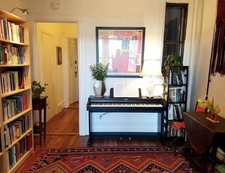music room can be fitted with queen sized air matress