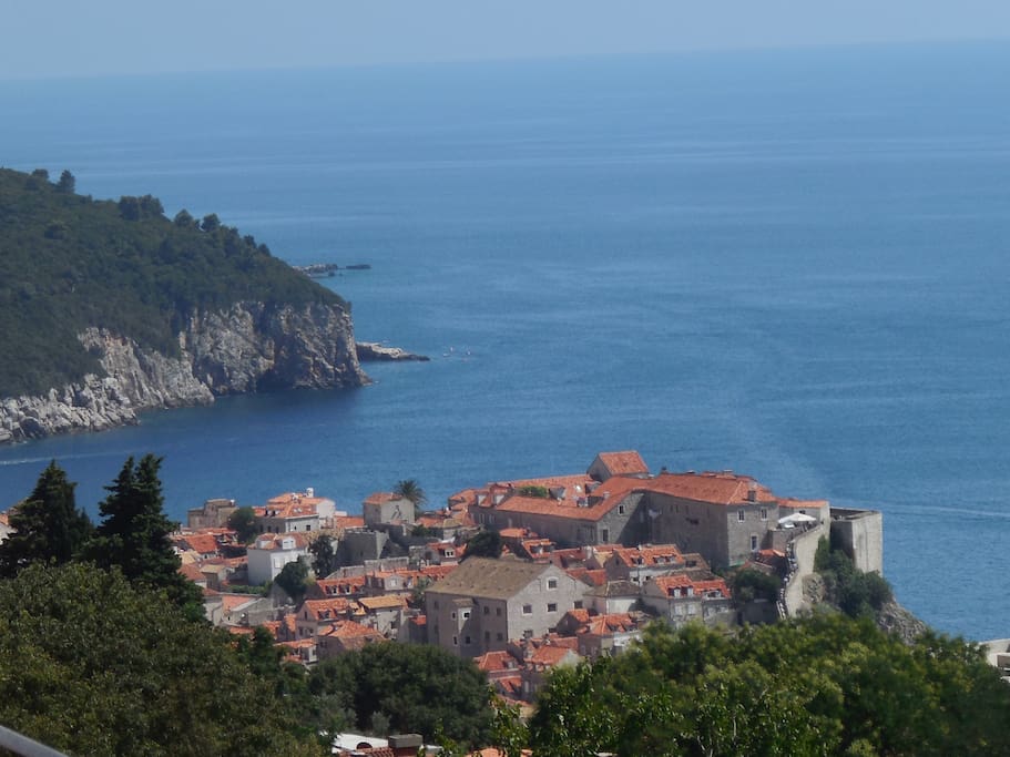 Studio Ravello overlooks Dubrovnik Old Town and Adriatic