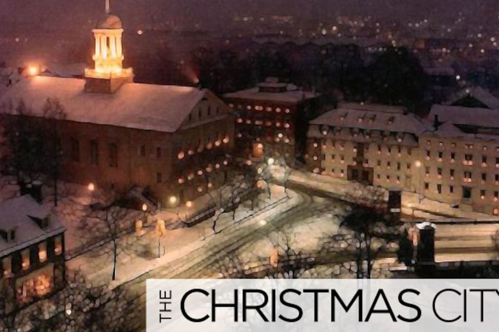 We are walking distance to Main St! Many Holiday Events :) http://www.christmascity.org/christkindlmarkt/