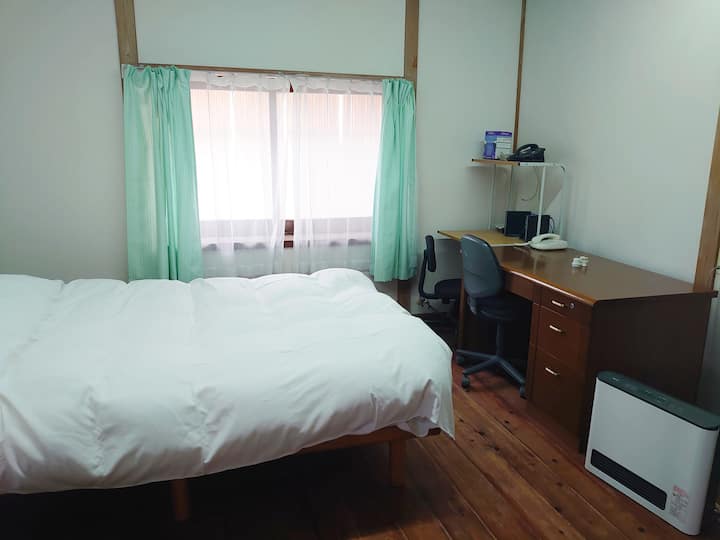 寝室1