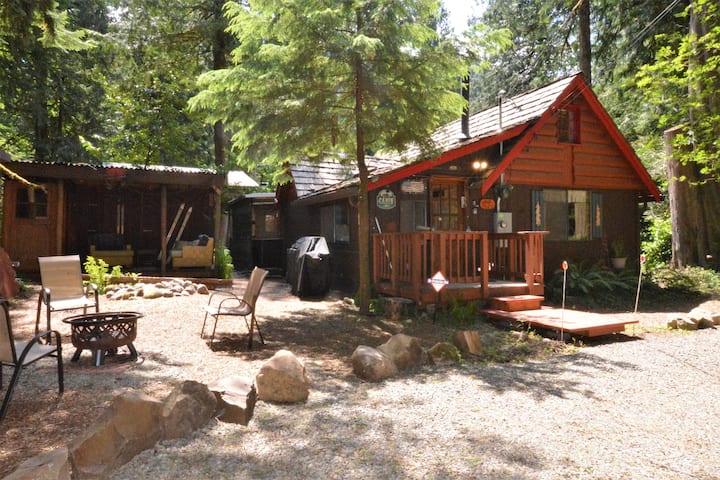 Alpine Ski Haus, new gravel driveway Jun 2019