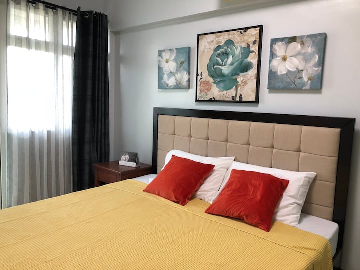 Dhomë gjumi kryesore me krevat dopio "king"