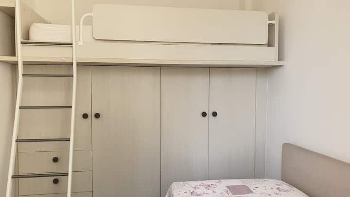 غرفة النوم 2