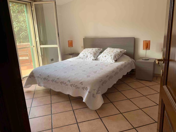 chumba cha kulala mara mbili 1 (ghorofa ya 1)