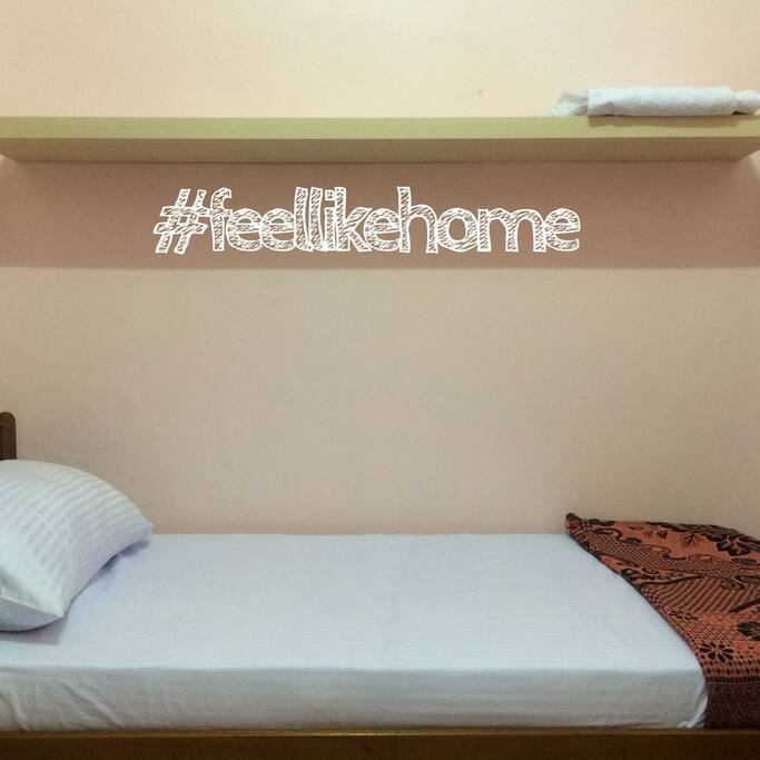 Small Room (double single)