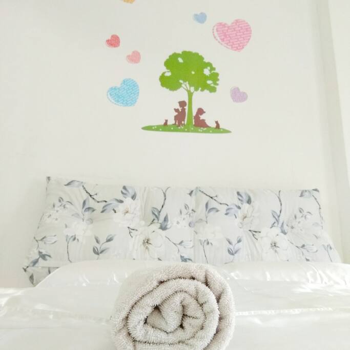 Queen size bed