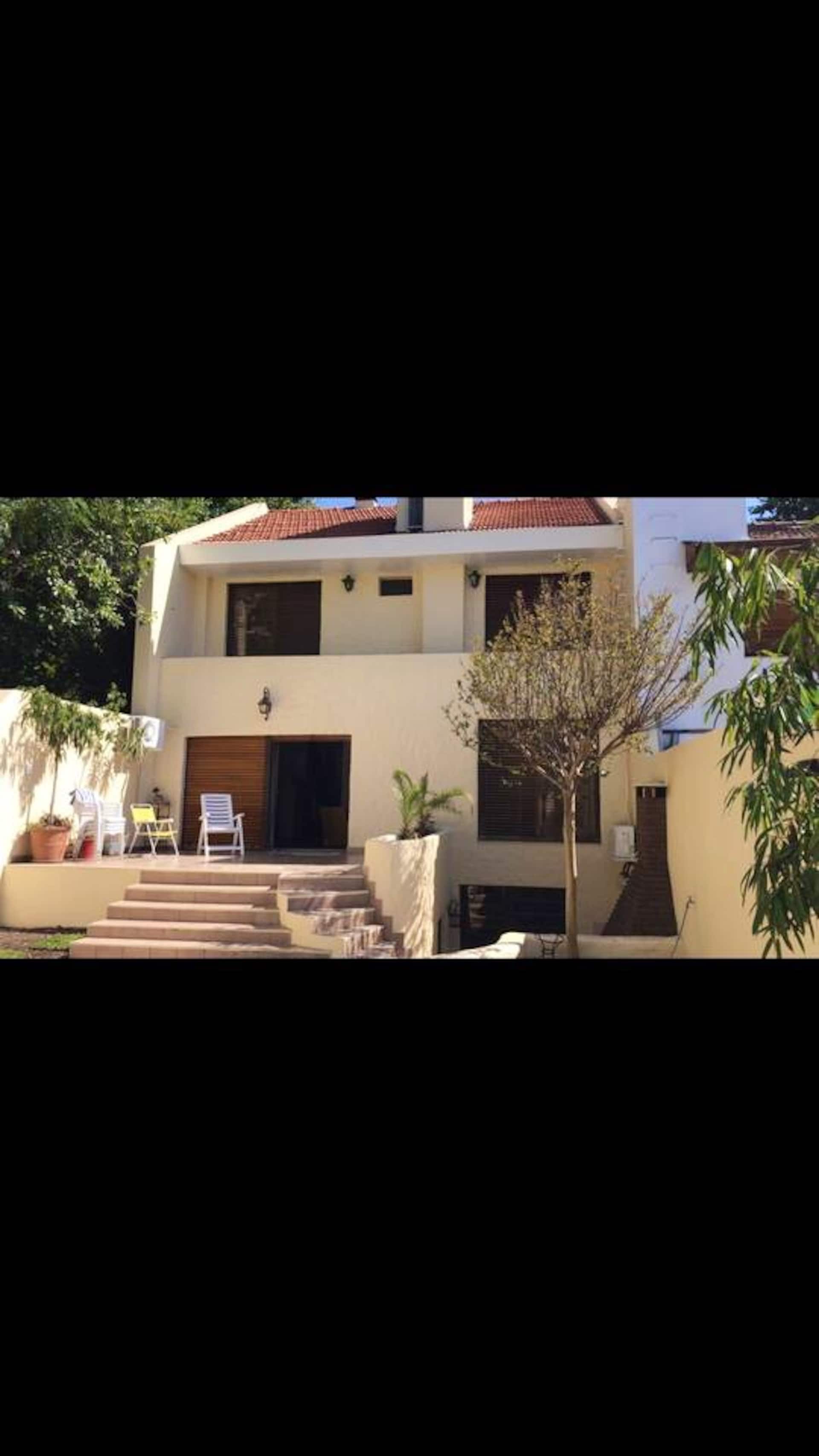 Beautiful house in the best place in Martinez
