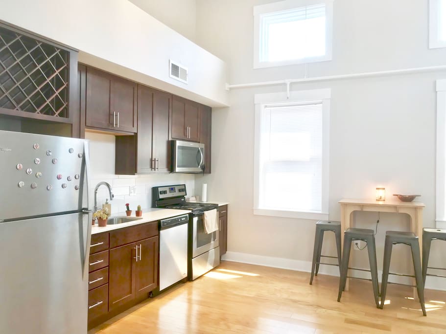 Kitchen/Dining Area