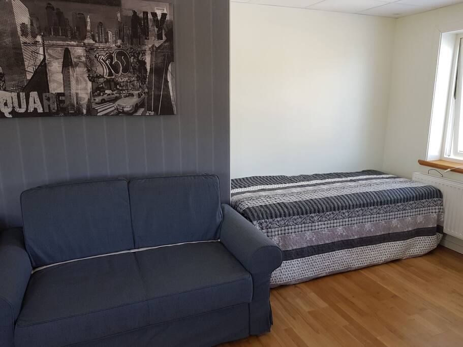 Bäddsoffa & säng