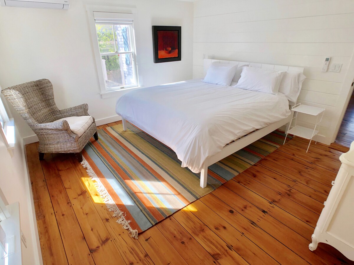 Спална соба со спуштање 