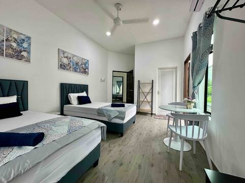 Ocean Cottage 3, Teluk Sari Penyabong