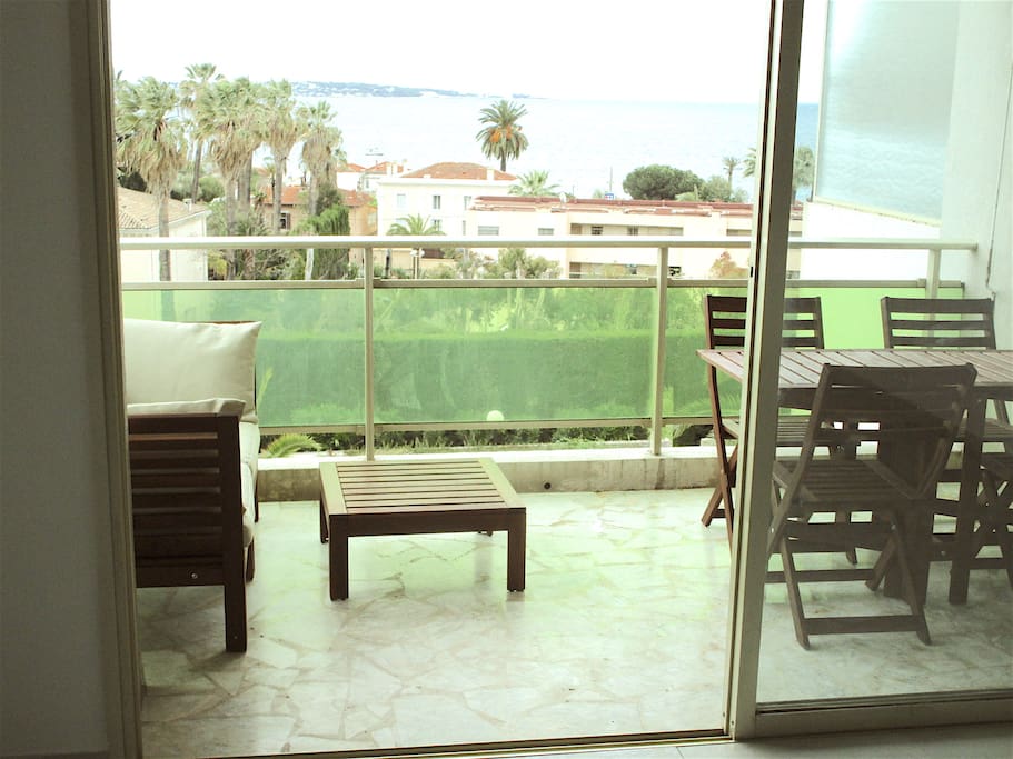 Main balcony with sea view. A lovely place to have a glass of wine while admiring the sights of Juan les Pins and Antibes