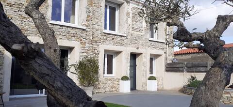 Stone house close to the beach