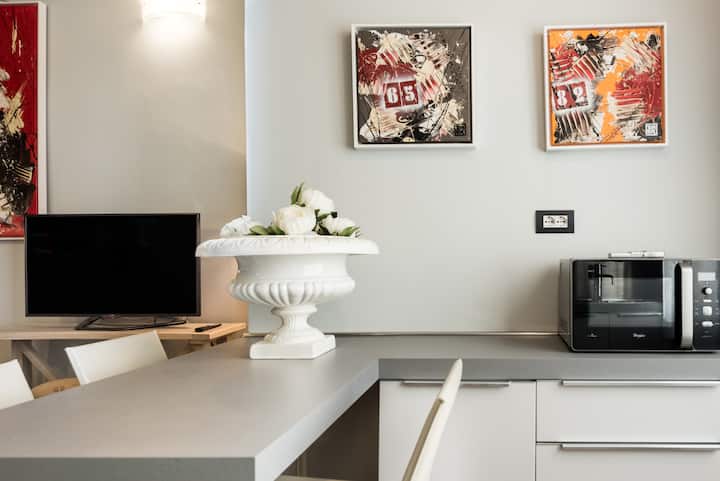 Nice & Artistic Studio Flat Near Ponte Vecchio