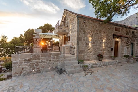 Successful Airbnb property: Vacation stay in Općina Tučepi