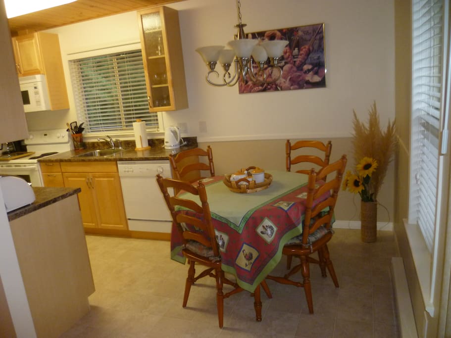 Kitchen and dining area. Seating for 6