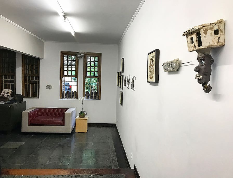 Living room - Art Gallery