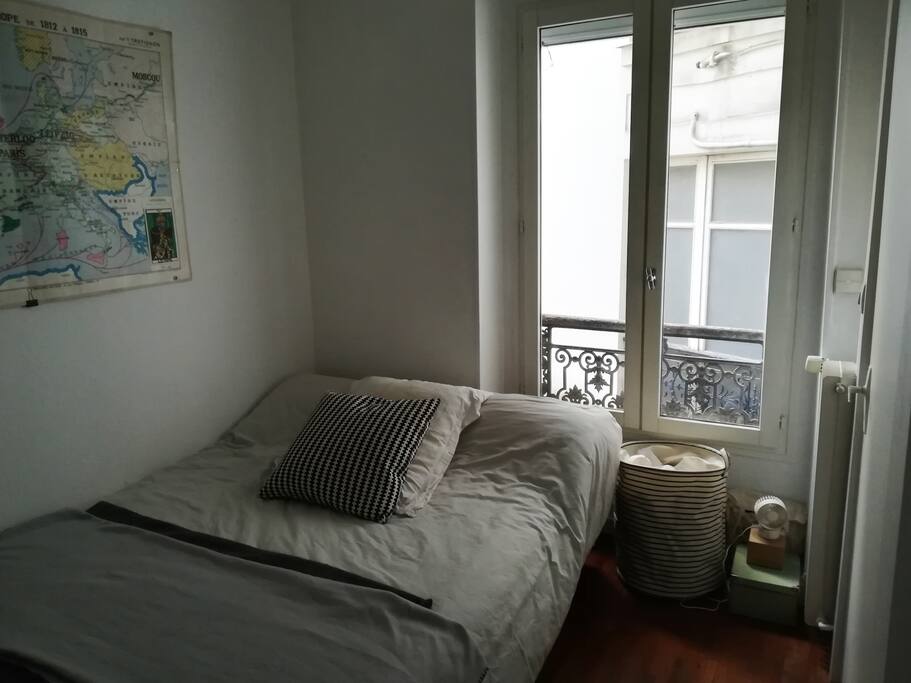 Chambre sur cour