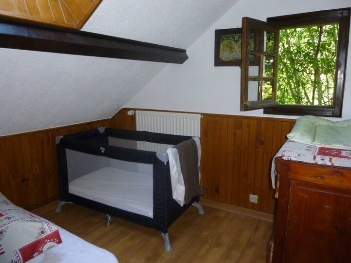 חדר שינה 2. קומה 2.