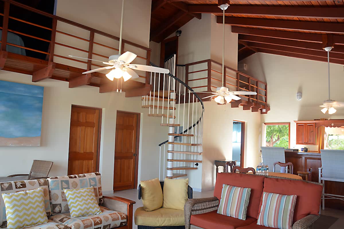 Paradise Villa #2, (4 Bedrooms + 2 bathrooms)