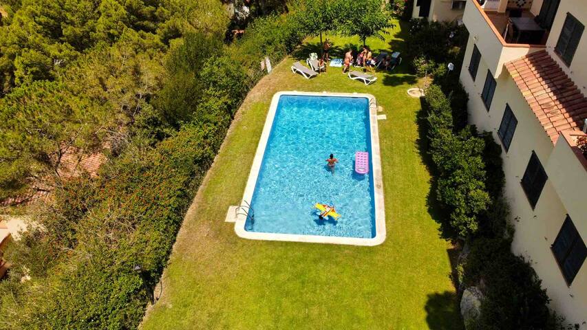 Sin comisiones.Relax a 5 minutos de las calas TOP. gallery image 3