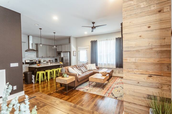 Casa Pura Vida – East Nashville 3BR/3BA Cozy Home gallery image 2