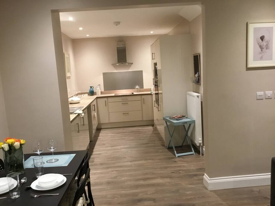Kitchen/Dining