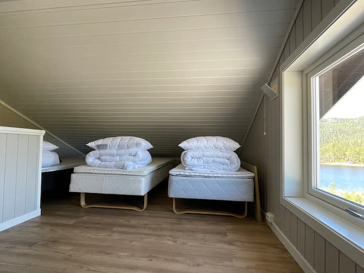 The "new" section of the loft has 5 beds.