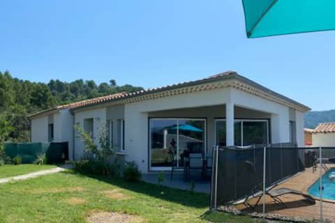 Villa entière avec piscine