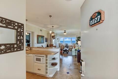Enchanting Sandcastles Villa-Ocean Front-Amelia
