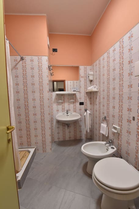 Esempio di Bagno Privato