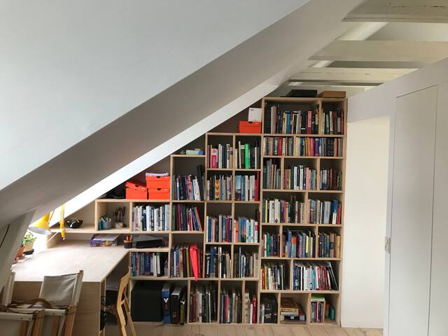 Cool and spacious loft-apartment in Vesterbro gallery image 4