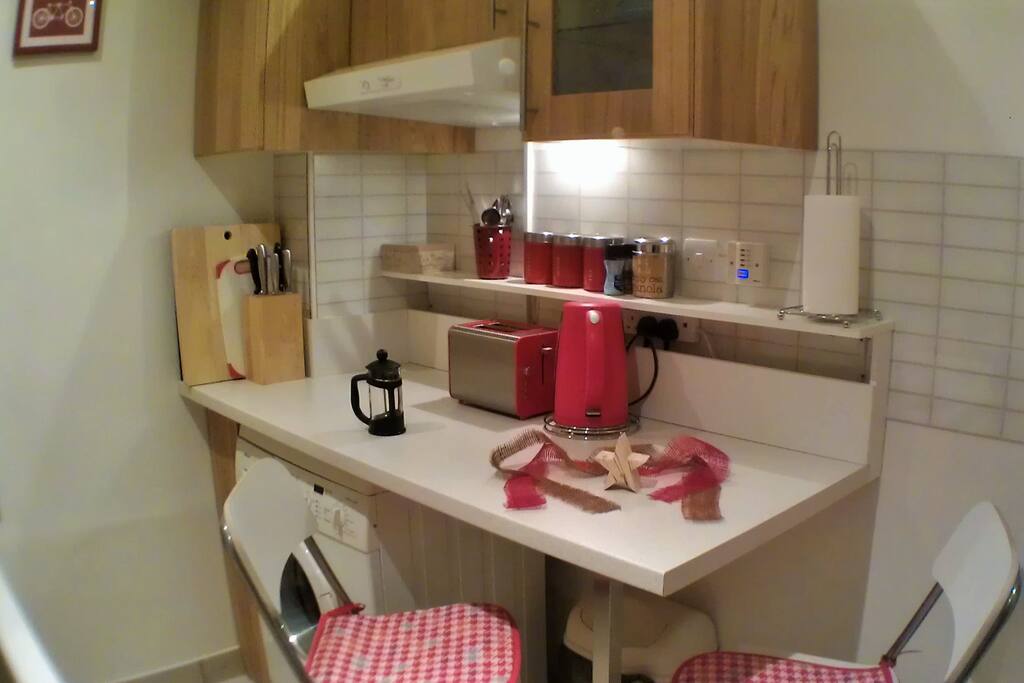Kitchen / Work Area