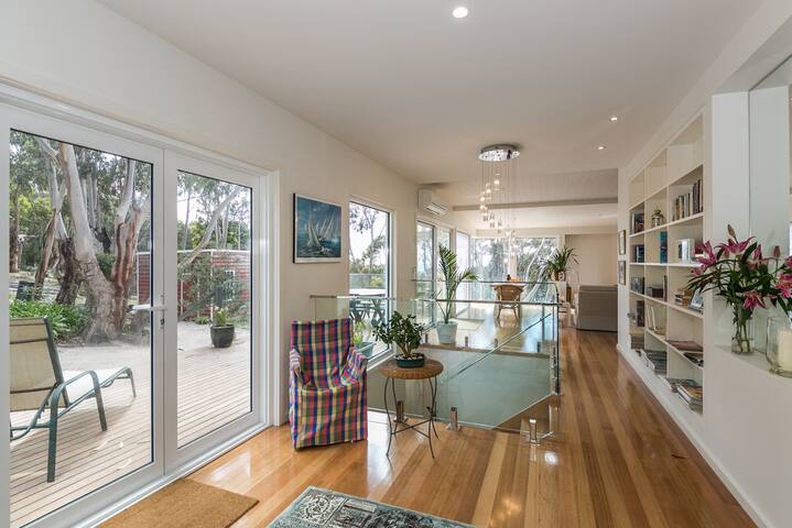 Tanglewood – Big Hill – 5 minutes to Lorne Vic gallery image 4