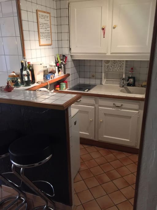 the small but very practice kitchen will allow to cook. Also coffee and thee will be at your disposal