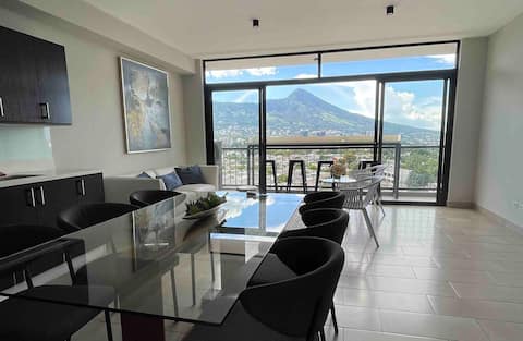 Modern Condo Avitat One w/ amazing view 2bd 3bth