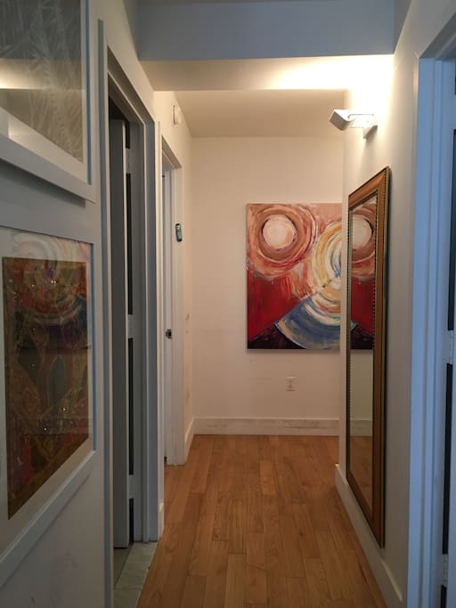hallway between bedrooms