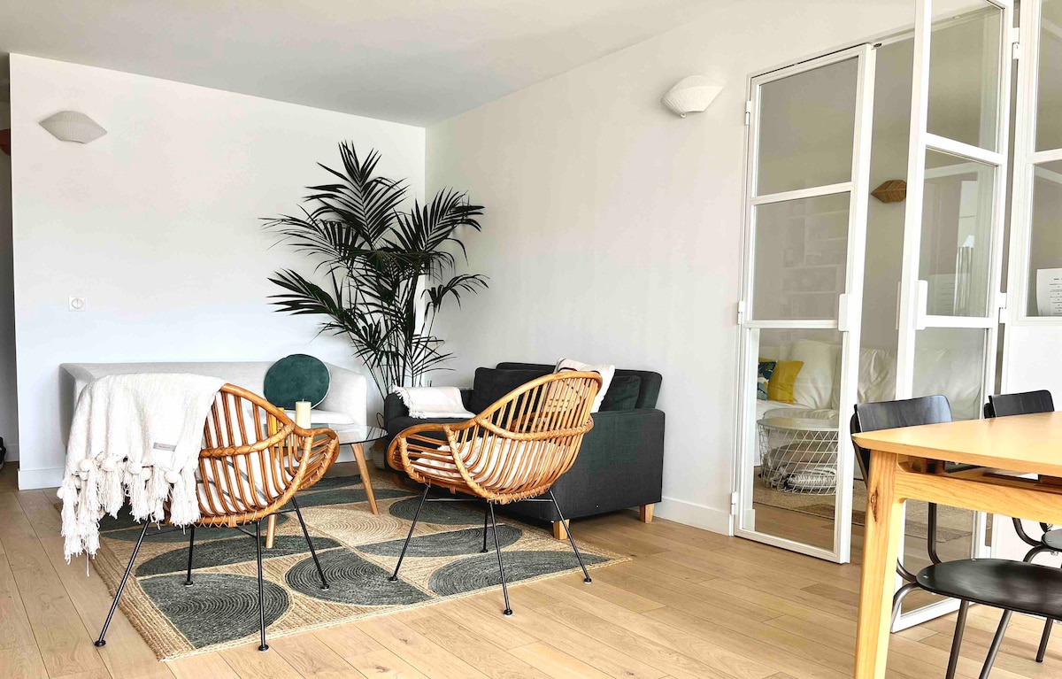 Top performing Airbnb: Lovely apartment with terrace in Levallois in Levallois Perret