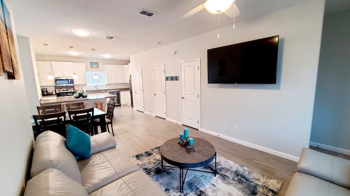 Beautiful & Cozy Bayfront Getaway At Port Isabel - Port Isabel, TX