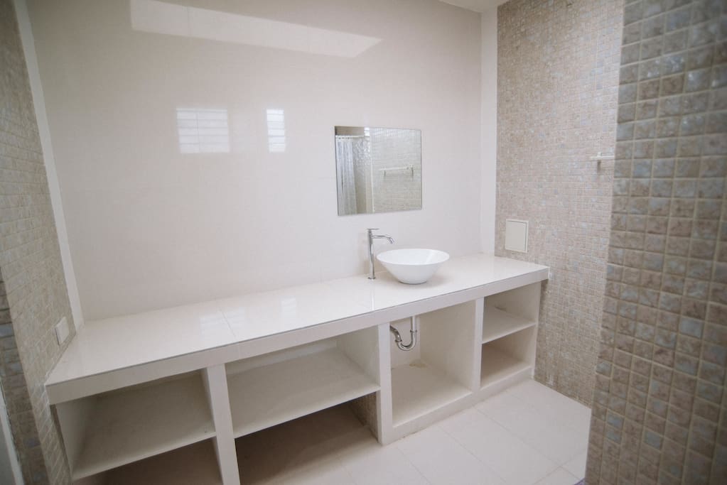 Clean Comfort Rooms