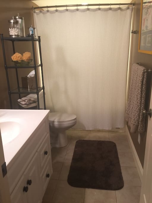 Private Full Bathroom