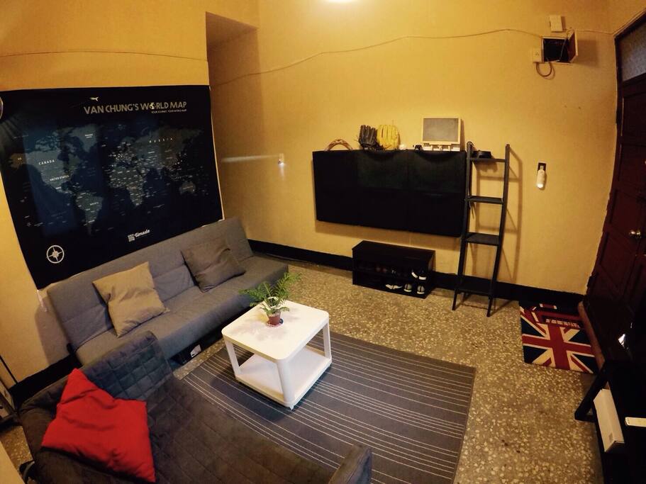 Travel room