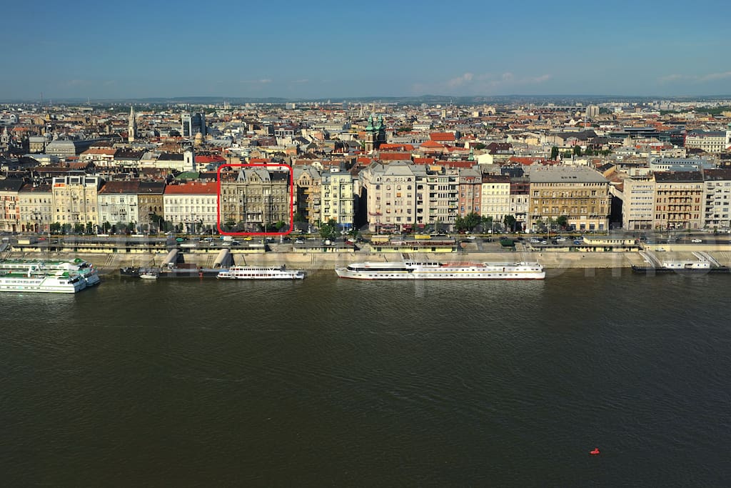 Building as seen from Gellért Hill